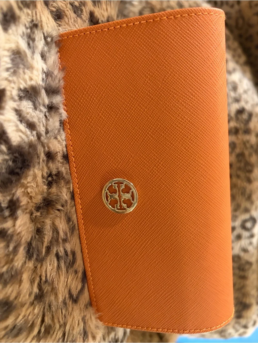 TORY BURCH  Sunglasses in transparent  charcoal with Orange Case